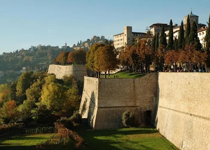 Porta Dipinta House Alta *