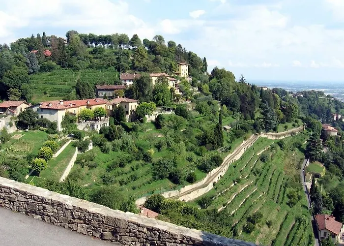 Porta Dipinta House Alta *