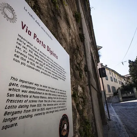 Porta Dipinta House Alta *