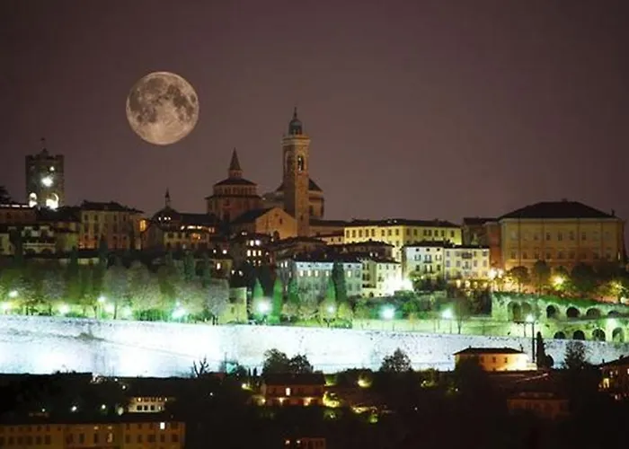 Porta Dipinta House Alta *