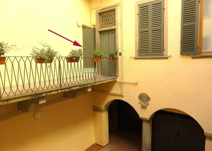 Porta Dipinta House Alta 아파트