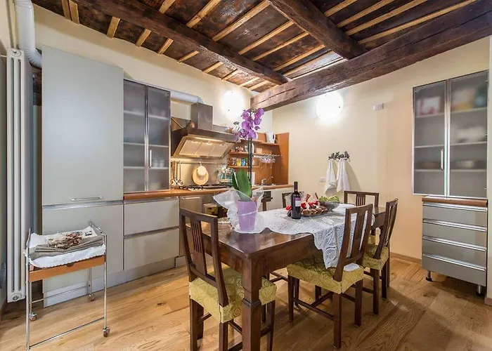 Porta Dipinta House Alta * 베르가모