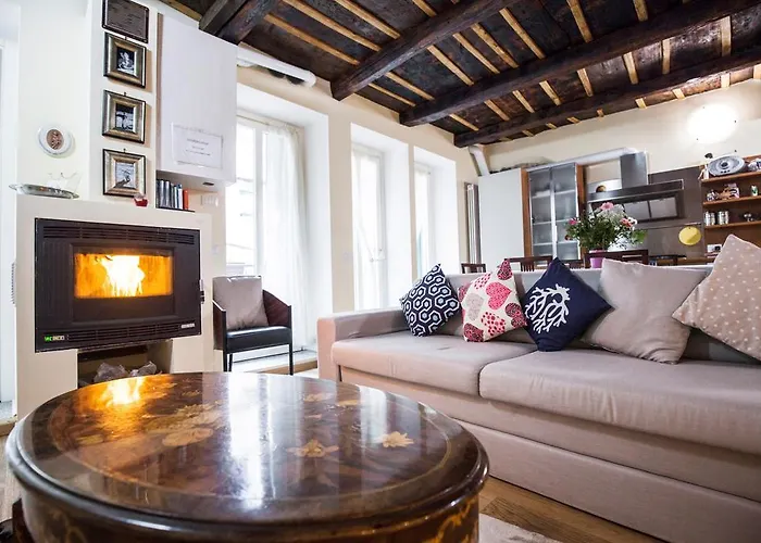 Porta Dipinta House Alta